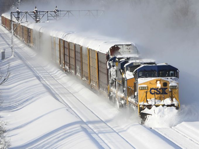 Pre-Season Snowfall freezes US