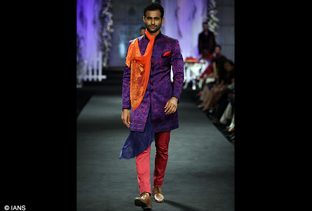 Model walks the ramp for Shantanu &amp; Nikhil at India Bridal Fashion Week Day 4 in Mumbai. (Photo IANS)