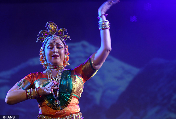 Hema Malini performs dance at North Bombay Sarbojanin Durga Puja Pandal at Hotel Tulip Star in Mumbai on Sunday, Oct 21 2012. (Photo IANS)