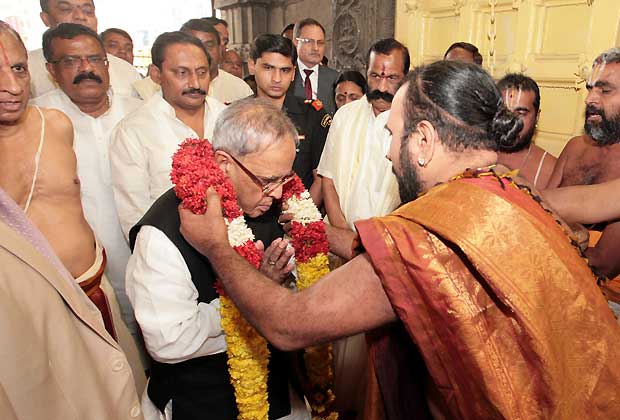 President Pranab Mukherjee offered prayers at Lord Venkateswara temple in Tirumala on Dec. 27. (Photo IANS)