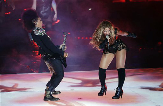 Beyonce performs during the halftime show of the NFL Super Bowl XLVII football game between the San Francisco 49ers and the Baltimore Ravens, Sunday, Feb. 3, 2013, in New Orleans. (AP Photo/Gerald Herbert)