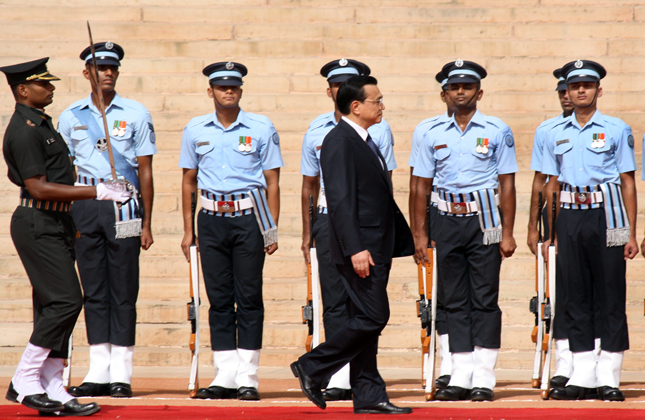 The Premier of the State Council of the People s Republic of China, Li Keqiang during the Guard of Honour, at the ceremonial reception at Rashtrapati Bhawan in New Delhi on 20 May 2013. (Amlan Paliwal/IANS)