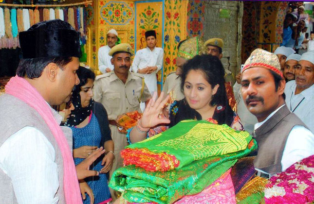 Team of the movie 'Once Upon A Time in Mumbai Dobara', reached Ajmer Sharif, probably to seek Khwaja's blseesings for the success of their upcoming movie. Photo Vinod Singh