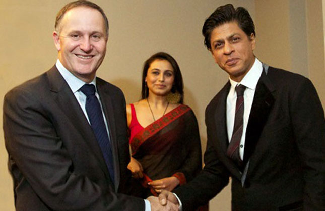 Shah Rukh and his team was given a warm wecome in Auckland also he met New Zealand Prime Minister John Key ahead of concert there.