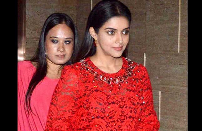 Bollywood actress Asin had dressed in a red short dress for her birthday celebrations.