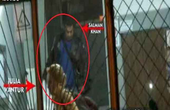 Recently there were rumors that Salman Khan dumped his alleged girlfriend Iulia Vantur.