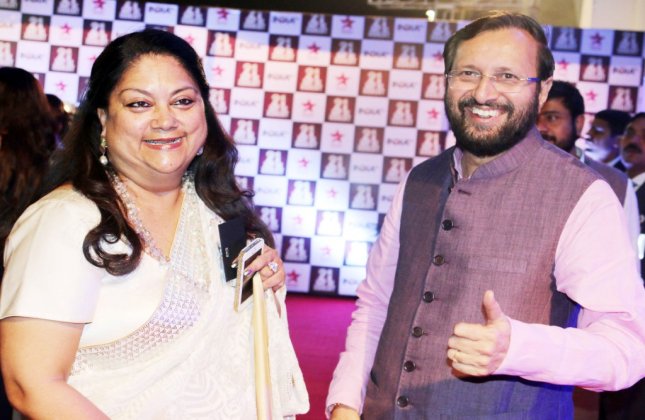 Union Minister Prakash Javdekar and Chief Minister of Rajasthan Vasundhara Raje graced the grand celebration of aap ki adalat