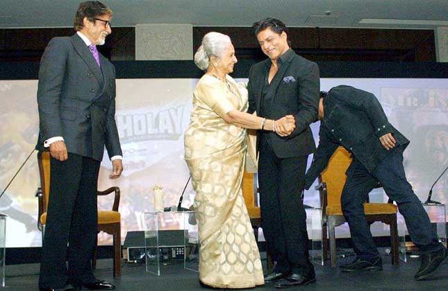 It was an epic and moment of honour for Shah Rukh Khan when he shared the stage with great actors Amitabh Bachchan and Waheeda Rehman to receive an award for his years of contribution to the cinema. (Photo Vinod Singh)