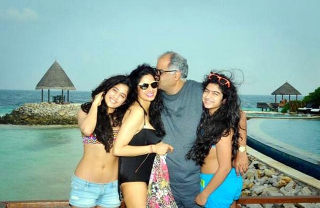 Actress Sridevi went for a chilling out with her husband and daughters Jhanvi and Khushi in Maldives.
