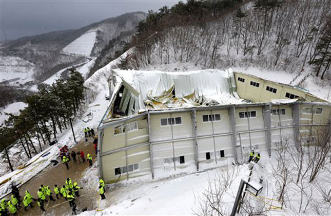 A collapsed resort building is seen in Gyeongju, South Korea, Tuesday. (AP Photo)