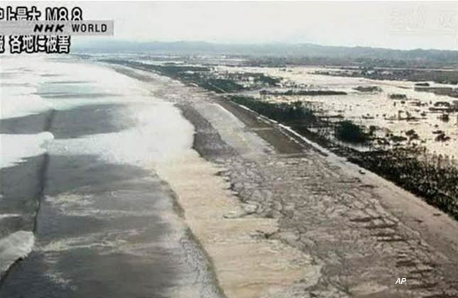 Tsunami Hits Japan