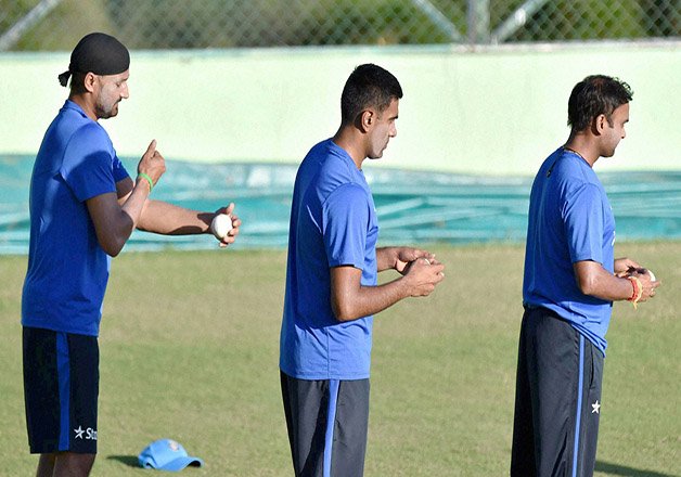 Amit Mishra, R Ashwin and Harbhajan Singh practicing for the series