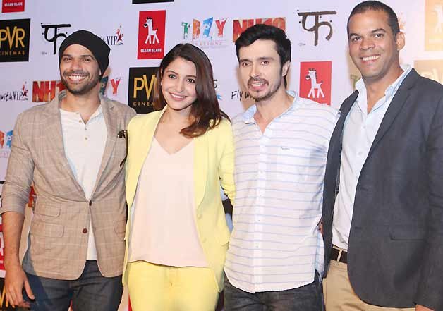 Anushka Sharma with co star Neil Bhoopalam, Darshan Kumar and co producer Vikramaditya Motwane pose for photogs at the PR Event for their upcoming venture NH10.