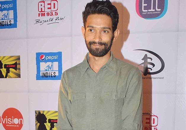 Actor Vikrant Massey too attended the event looking his own simple and suave self like always.