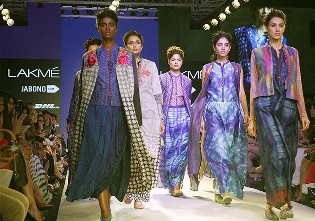 Designer Krishna Mehta's collection got a huge thumbs up by the entire fashion fraternity.