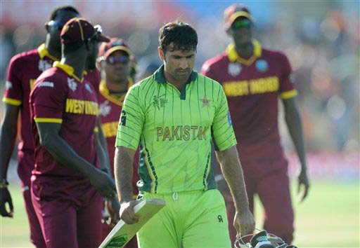 Pakistan's Sohail Khan walks from the field after they lost their Cricket World Cup match to the West Indies by 150 runs in Christchurch, New Zealand, Saturday, Feb. 21, 2015. (AP Photo)
