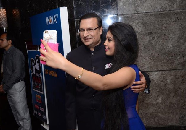 TV actress Digangana Suryavanshi and Rajat Sharma were spotted taking a selfie.